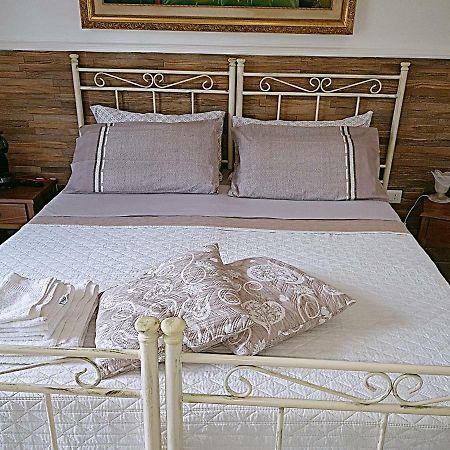 Il Casale Dei Principi Bed & Breakfast เลชเช ภายนอก รูปภาพ
